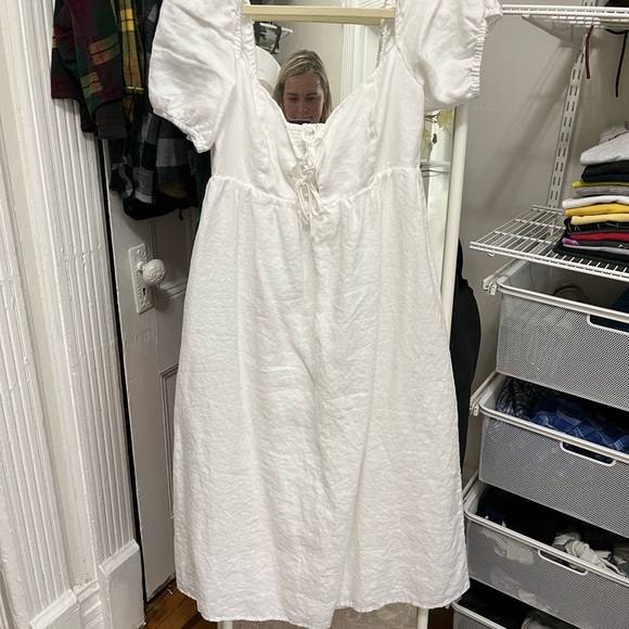 Aritzia linen dress - Picture 2 of 3